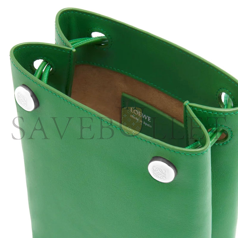 LOEWE PEBBLE POUCH IN SMOOTH CALFSKIN CANBSPPX01 (17*21.5*7cm)