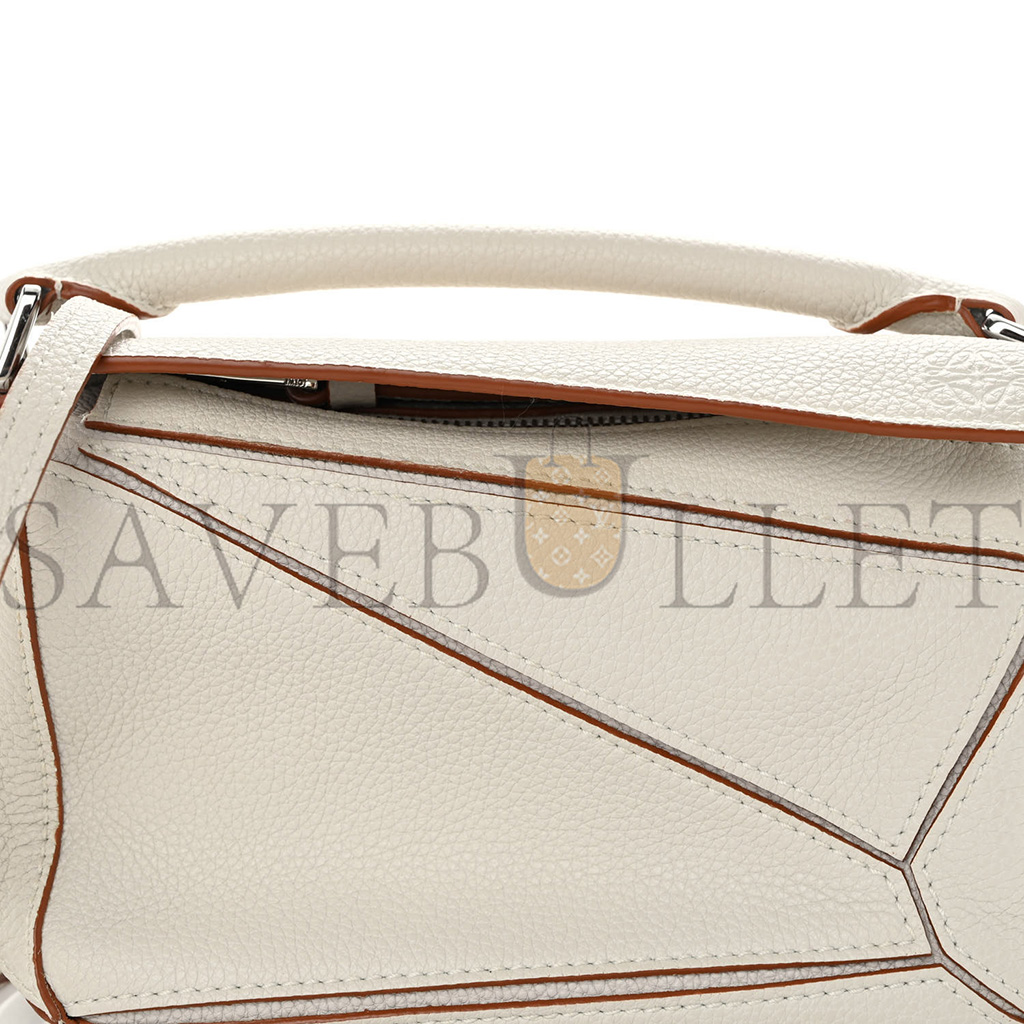 LOEWE CALFSKIN MINI PUZZLE BAG SOFT WHITE (18*12.5*8cm)